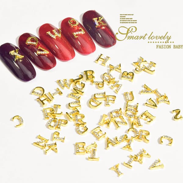 Engelska bokstäver strass berlock legering DIY smycken manikyr design tillbehör