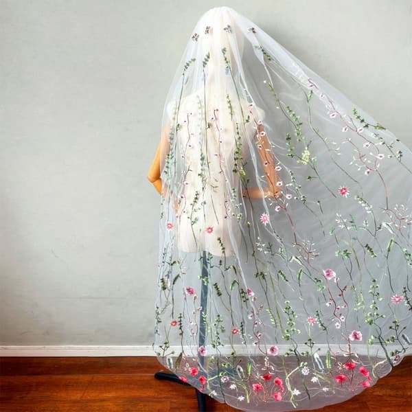 Broderet Blomst Brudeslør 145CM Langt Brudeslør til Bryllupsfester