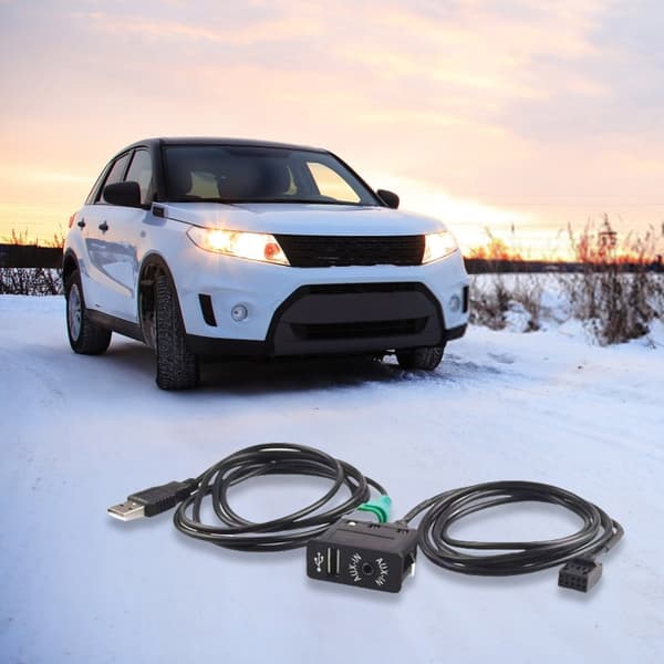 Adapteri E46 Autotarvikkeille AUX USB-kytkinliittimessä
