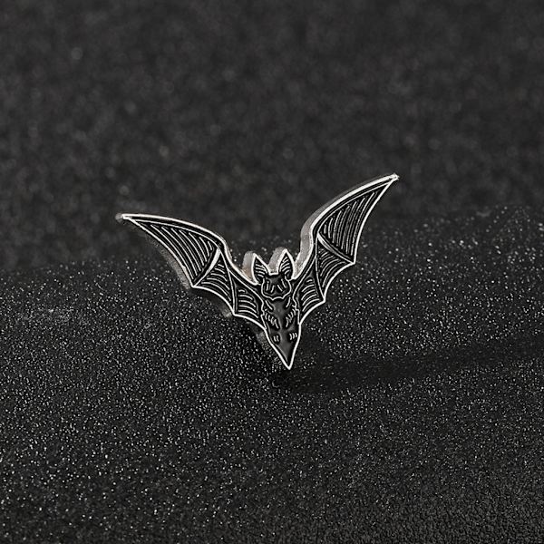 Fladdermus Emalj Pin Alternativ Goth Mode Witchy Style Halloween Gåva Spöklik Lapel Brosch Smycken Tillbehör Punk Badge Pin