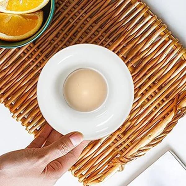 10 stk. stablebare eggekokere med base for servering av frokostegg