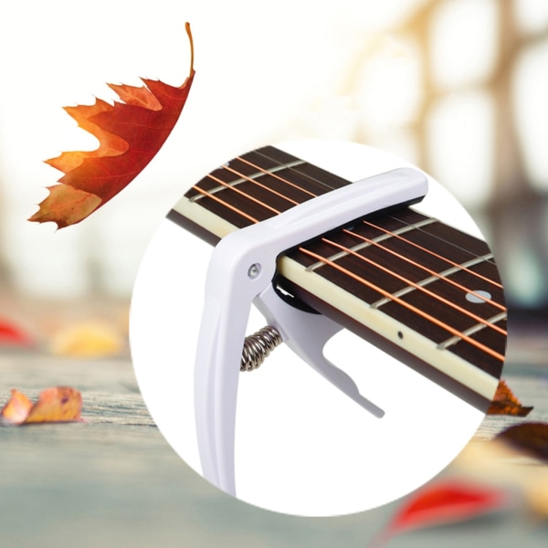 Plastgitarr Capo Lätt att använda Lämplig för 6-strängad akustisk klassisk elektrisk gitarr Capo Clip Gitarrtillbehör Black
