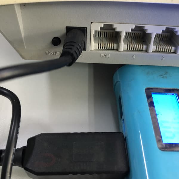 USB till DC 12V 1.5A Justerbar Spänning 5.5x2.5mm Strömkabel för WiFi-router