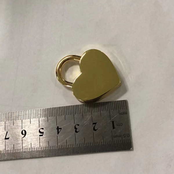 Mini Love Hänglås Vintage Hjärtform Lås Med Nyckel Metall Wishes Lås för väska Resväska Bagage Dagbok Bok Smycken Gold