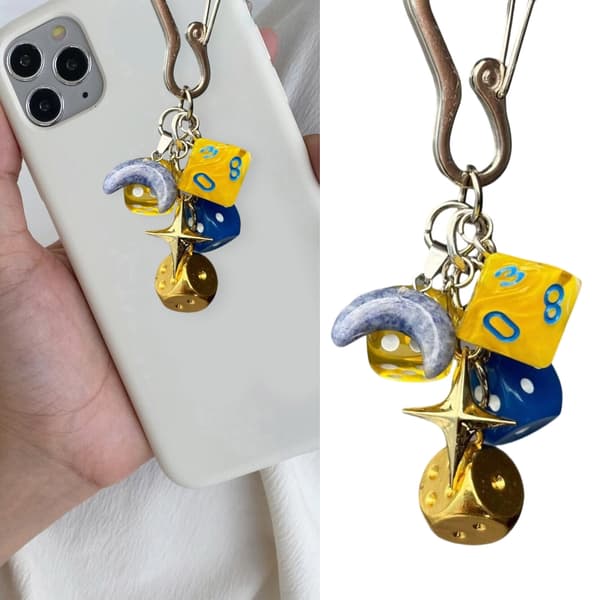 Mode Tärningar Berlock Nyckelring Mångsidig Kub Amulett Accessoar för Kvinnor Plånbok