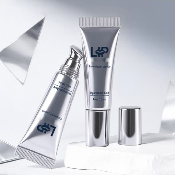 10 ml fuktighetskompleks leppeserum, raskt absorberende formel, fyller leppene raskt