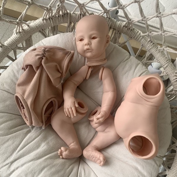 17in Reborns Doll Kit Baby Vårdande docka Realistisk handgjord mjuk vinyldocka med tom kropp för barnflicka DIY