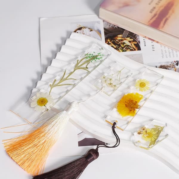 Diverse former smykkelaging form silikonmateriale gave til DIY-entusiaster