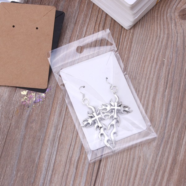 100 st tomma kraftpapper smycken förpackning kortetiketter används för halsband örhängen display kort med 100 st självförslutande påsar White