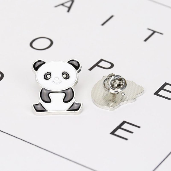 Jul Brosch Pin Legering Tecknad Panda Märken Brosch Pins Smycken för Kläder Väskor Hatt Tillbehör DIY Hantverk Material