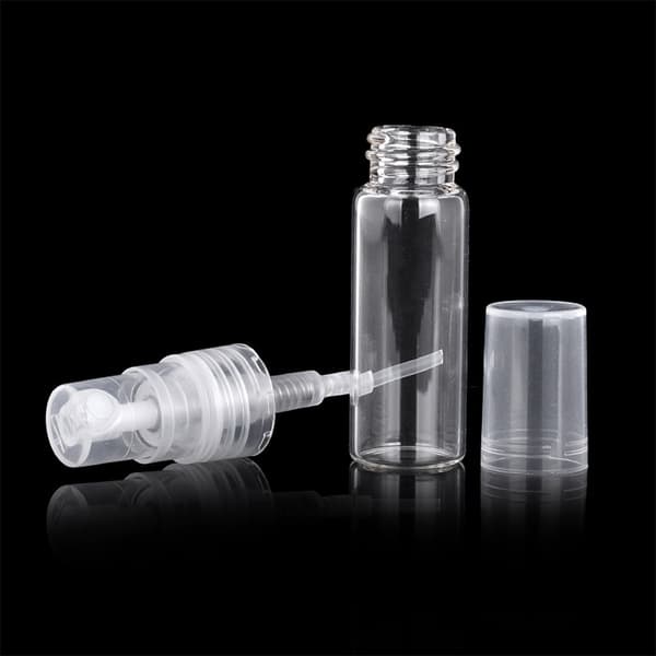 Mini Tomma Påfyllningsbara Sprayflaskor Plast Atomizer Flytande Behållare Portabel