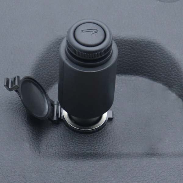 12V-24V Auton Tupakansytyttimen Pistoke Virtapistoke Liitäntäadapteri