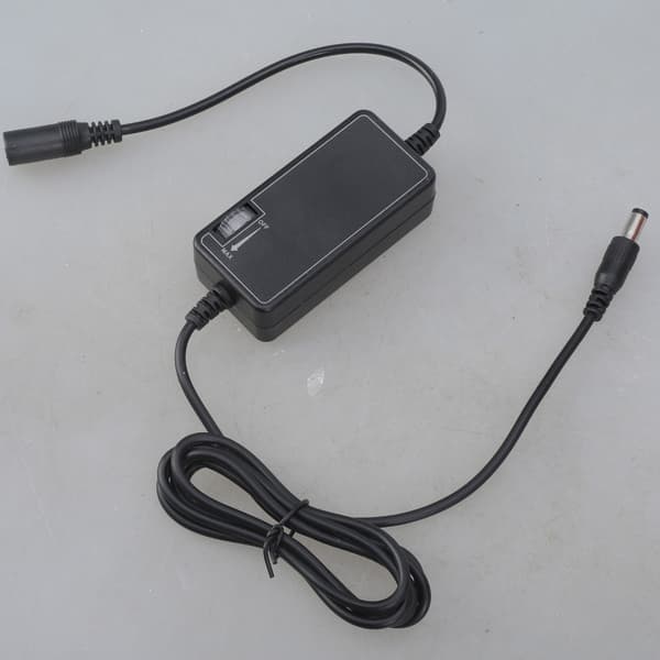 Justerbar 12V 3A Fläkthastighetsregulator För Kylsystem Ventilationsfläktar Motorer