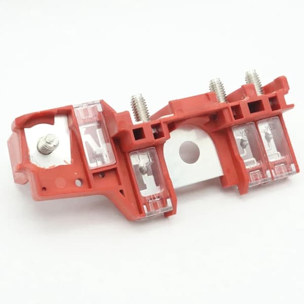 Batteriterminal sikringsblok D07A-67-S99B D07A67S99 til 3 2013-2018