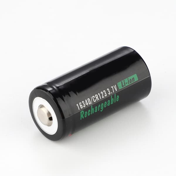 4st CR123A Uppladdningsbara Litiumbatterier 3.7Volt Hög Kapacitet 700mAh