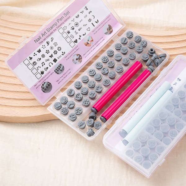 48 dele Manicure Stempelsæt til Neglekunstentusiaster Inkluderer Holdbare Stempler