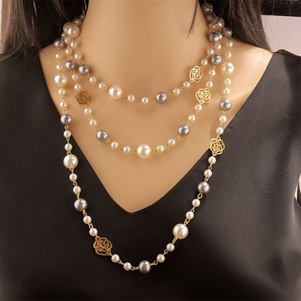 Mode Camellia Pärlhalsband Kvinna Tröja Kedja Dubbellager Långt Halsband Smycken Present för födelsedag eller semester White