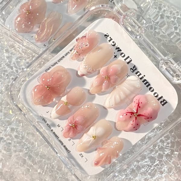 Sommerfugl Press On Negle Fransk Tip Stil Med Blank Pink Base MultiStørrelse
