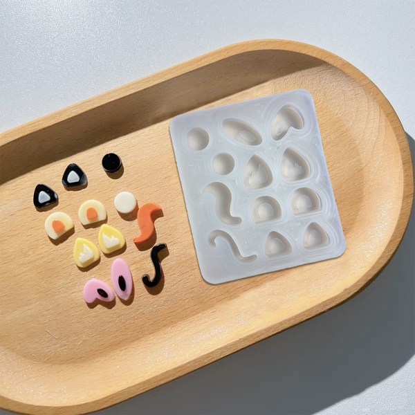 Glänsande Blank Geometri Filler Liten Svans Silikon Epoxi Form DIY Nyckelring Hänge Smycken för väska Dekorationer Hantverk