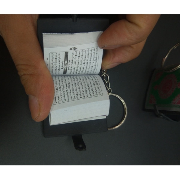 Mini Ark Koranen Nyckelring Fin bok Äkta papper kan läsa arabiska Koranen Nyckelring Muslimska smycken Present för män Kvinnor Vuxna