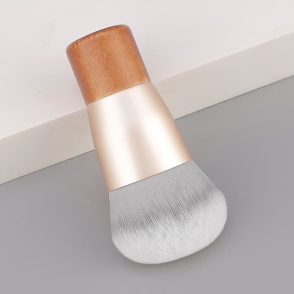 Blød fiber oval ansigtsmakeupværktøj, blending, buffing concealerbørste til kvinder