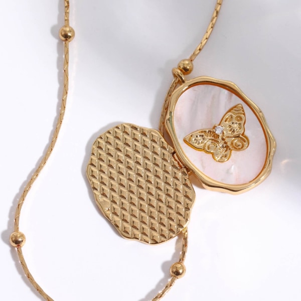 Vintage Butterfly Medaljong Halsband Fotoram Hänge Halskedja Snygg nyckelbenskedja Unika smycken för kvinnor tjejer