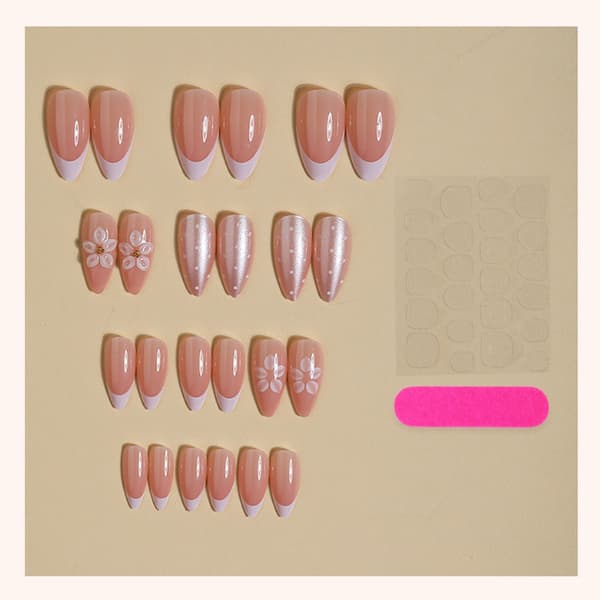 24 stk. bløde lyserøde press-on-manicure med blomsterfransk perleaccent