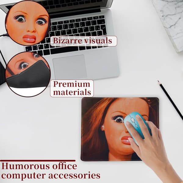 Morsom musematte med sklisikker gummibase for kontor og spill