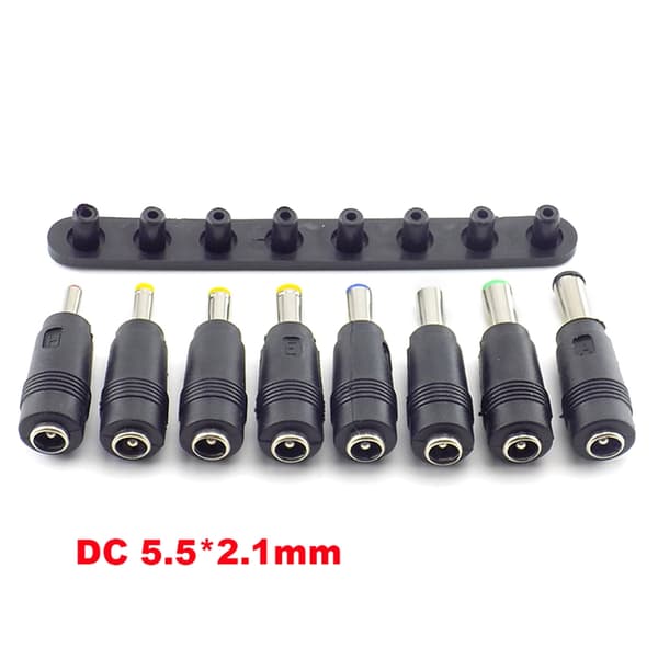 USB - DC 5V 9V 12V -sovitinkaapeli USB - 8 kpl DC-liittimelle reitittimen tuuletinta varten