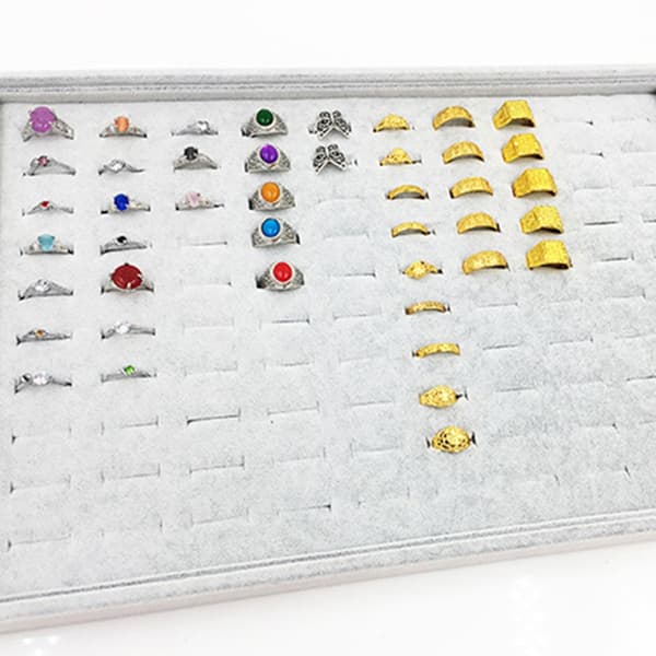 100 fack Ringar Visningsbricka Infoga ringbrickor Ringinsats Displaybrickor Vitrine Display Organizer Smyckesbrickor Black