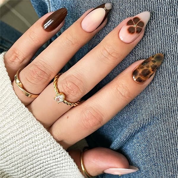 24 delar mandelformade lösnaglar med leopardblomdesign, press-on fransk manikyr