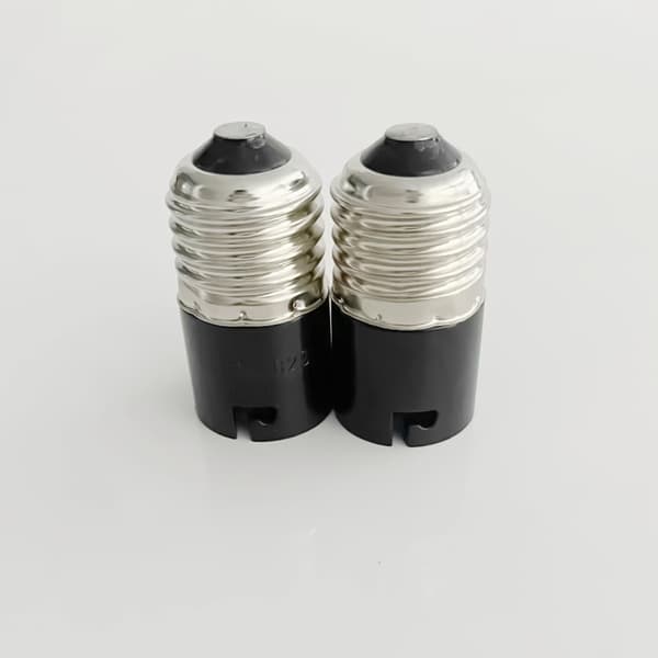 Slitesterk PC E27 til B22 Lampeholderadapter for Tradisjonell Pære Sokkel