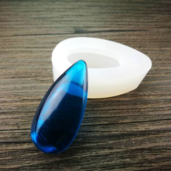 6x harpiks dråpeanhengform med hull silikon vanndråpe edelstensform for DIY