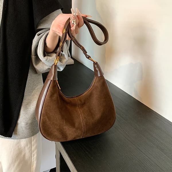 Crossbodyväska Halvmåne Axelväskor Underarmsväskor Hobo-väskor Kuvertväskor Handväska Coffee
