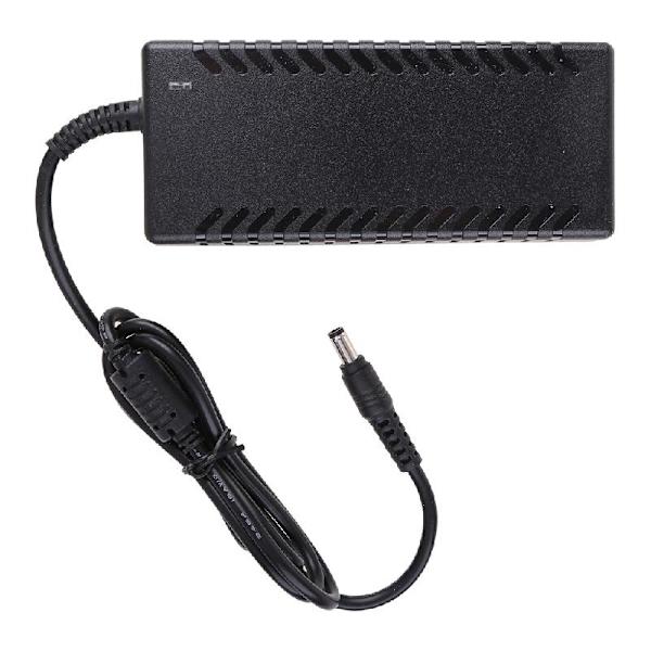 5,5 mm x 2,5 mm Strømadapterport AC 100-240V til DC 48V 3A 120W til PoE Switch