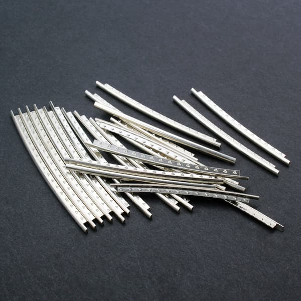 24 st/set Rostfritt stål 2,7 mm bredd 24 band gitarrbandtrådar bandset