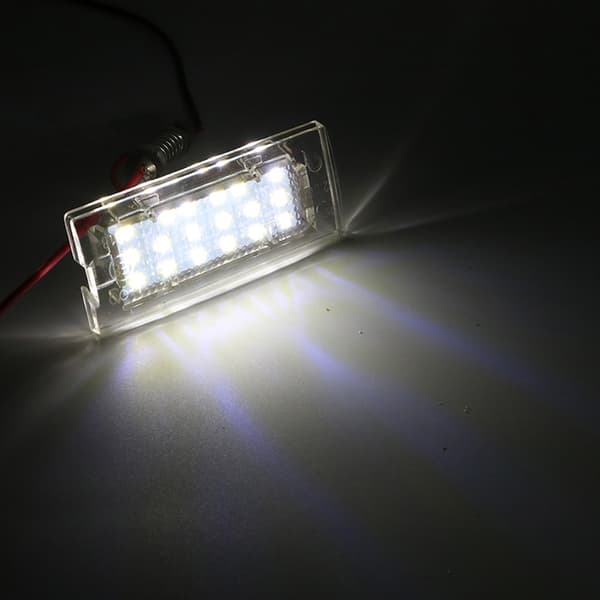 2st Nummerplåtsbelysning LED Registreringsskyltslampor 12V för E53 X5 1999-2003 E83 X3