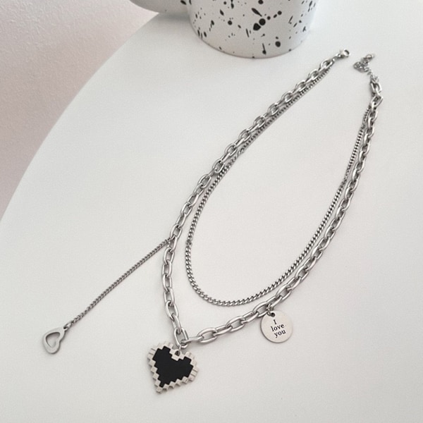 2 st/ set Europeisk och amerikansk stil Love Alloy Chain Kärleksformad Ins Net Red Cold Wind Dubbellagers nyckelbenskedja