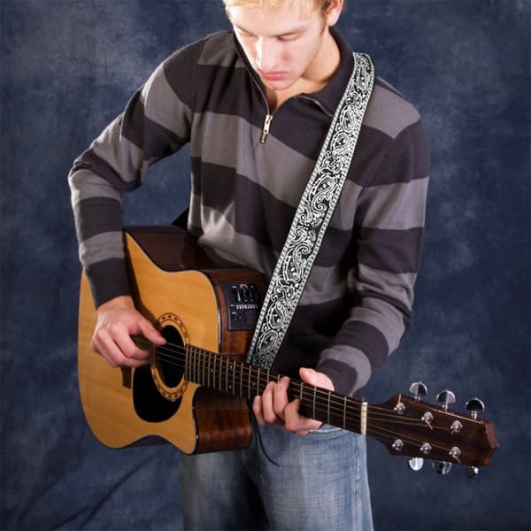 Gitarrband med 6 Plektrum Justerbart Mjukt Broderat Gitarr Axelband