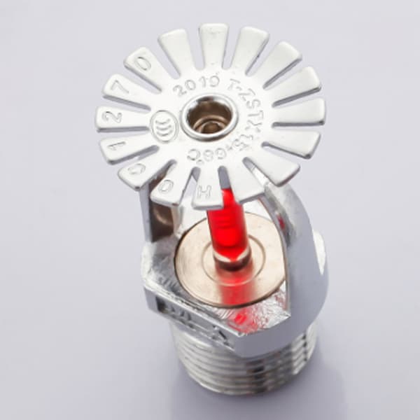 6 stk. automatisk brannsprinklersystem med rask respons for jevn vannsprut