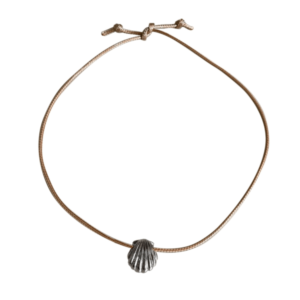 Mode Brunt Svart Rep Halsband Kvinnor Justerbart Elegant metallskal Hjärthänge Choker Smycken Julklapp Brown shell