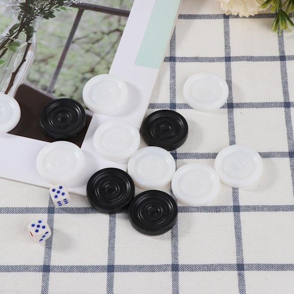 32 stycken plastpjäser, internationellt svart vitt schack, backgammon pjäs Chip pieces set för barn Barnleksak 35mm