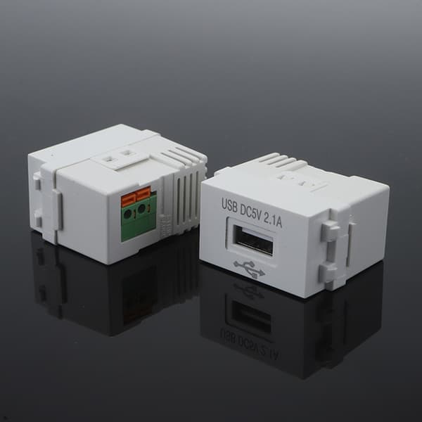 USB-strømmodul Mobiltelefonopladningspanel 5V 2.1A Opladningsstrømmodul