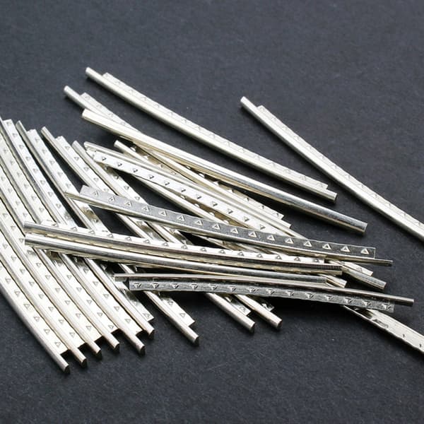 24 st/set Rostfritt stål 2,7 mm bredd 24 band gitarrbandtrådar bandset