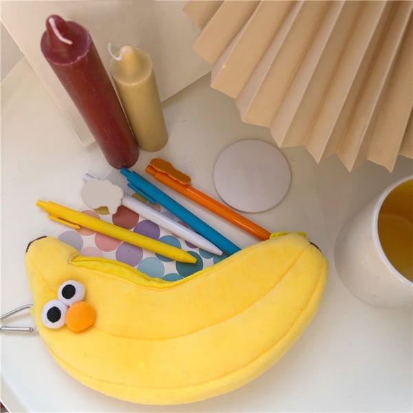 Söt Banana Pennpåse Plysch Pennväska Stor kapacitet Penna för case Makeuppåse Tvättbar för barn Vuxen Student Skola Offi