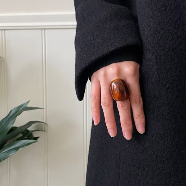 Chic Kaffeton Hartsringaccessoar Idealisk för Modeintresserade Kvinnor