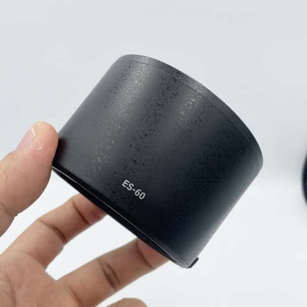 ES60 Kamerablender for EF-M 32mm f/1.4