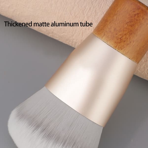 Blød fiber oval ansigtsmakeupværktøj, blending, buffing concealerbørste til kvinder