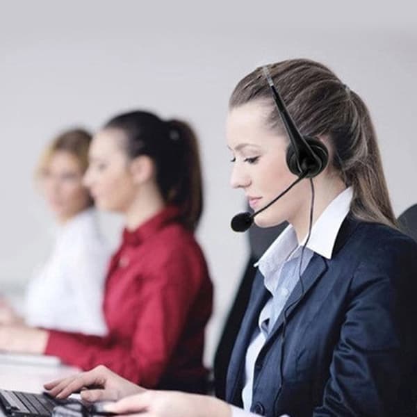 Over-ear hovedtelefoner, der leverer klar lyd til onlinemøder med mikrofon