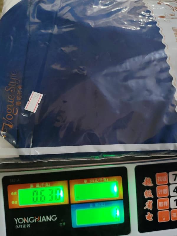 V-ringad långärmad topp med dragsko i midjan och vida ben, perfekt för semestern Dark blue S